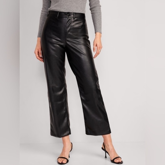 NWT! Black High-Waisted Faux-Leather Cropped Wide-Leg Pants - Multiple 💛 - Picture 1 of 8